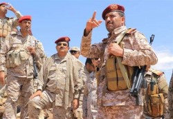 وزير الدفاع: القوات المسلحة اليمنية على أهبة الاستعداد لاستكمال «تحرير اليمن»