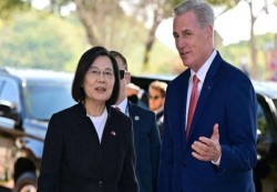 رئيس مجلس النواب الأمريكي يلتقي رئيسة تايوان رغم تهديدات الصين