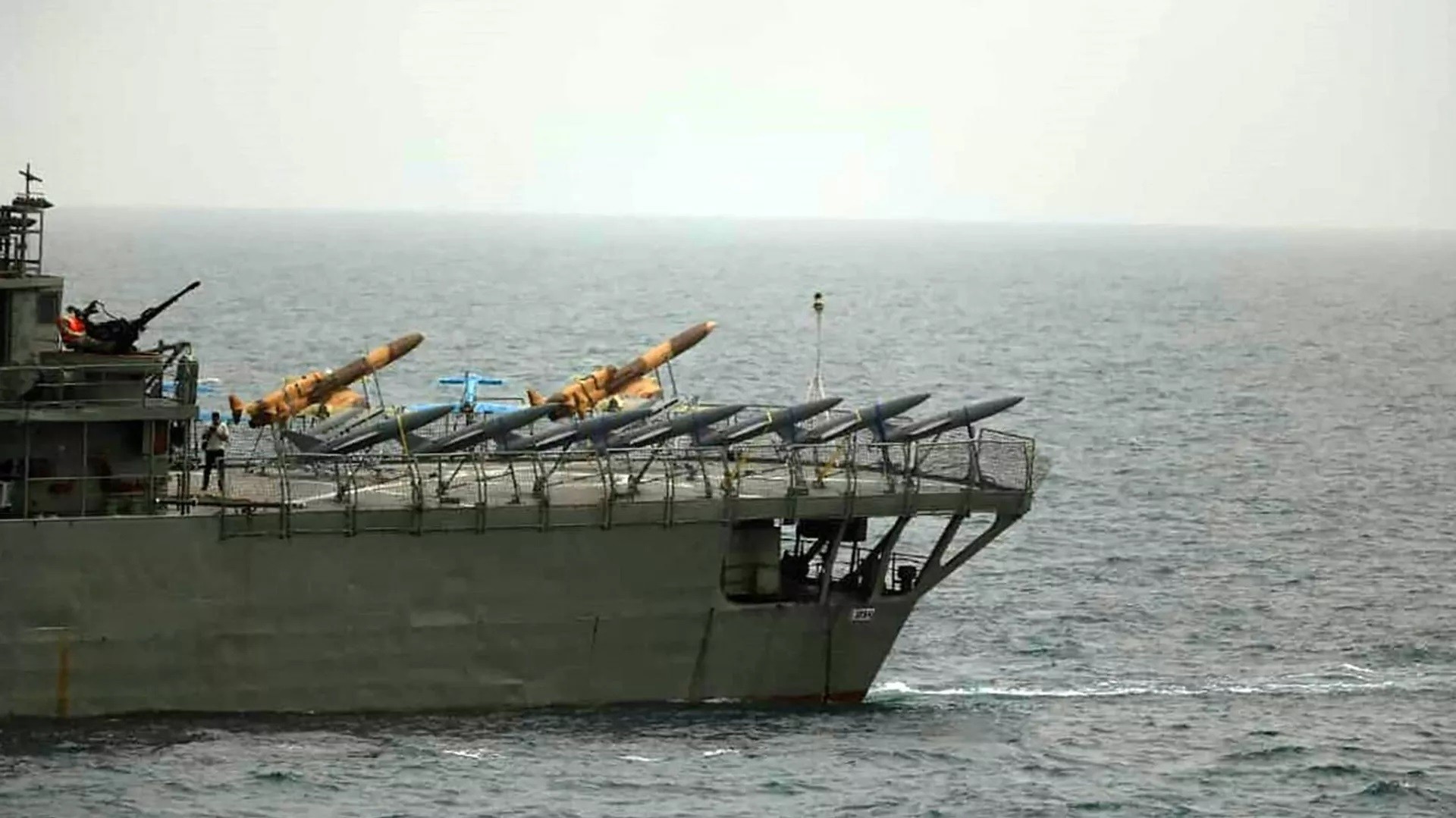 إيران تعلن تجهيز سفن الحرس الثوري بصواريخ كروز "2000 كيلومتر"