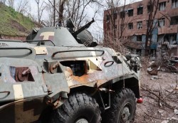 ضابط أمريكي رفيع: الولايات المتحدة والناتو قد يبدآن "عملية عسكرية" في أوكرانيا