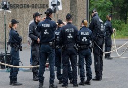 شرطة برلين تجهز قناصين استعدادا لزيارة زيلينسكي