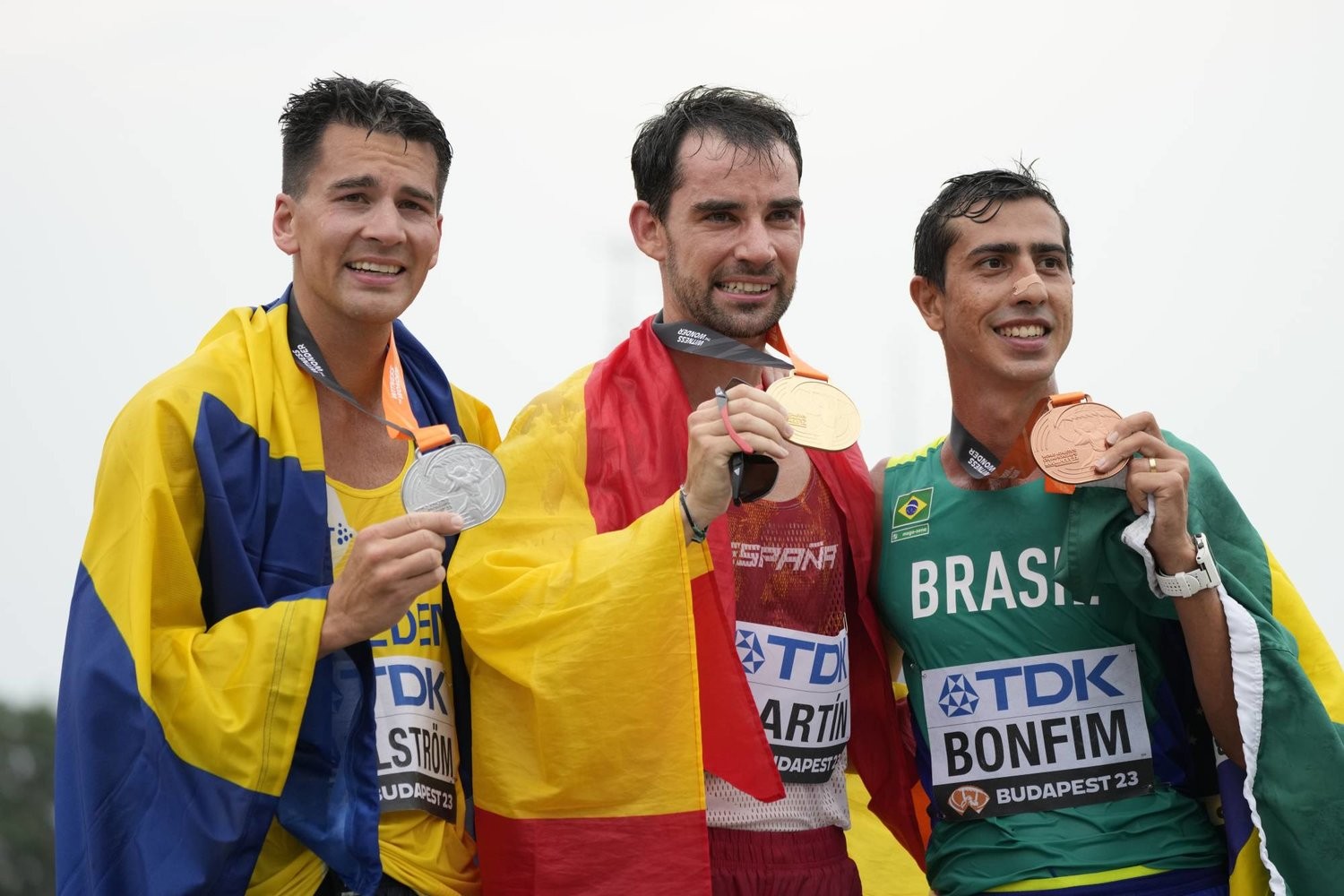 «مونديال ألعاب القوى»: الإسباني مارتن يفوز بسباق المشي 20 كلم