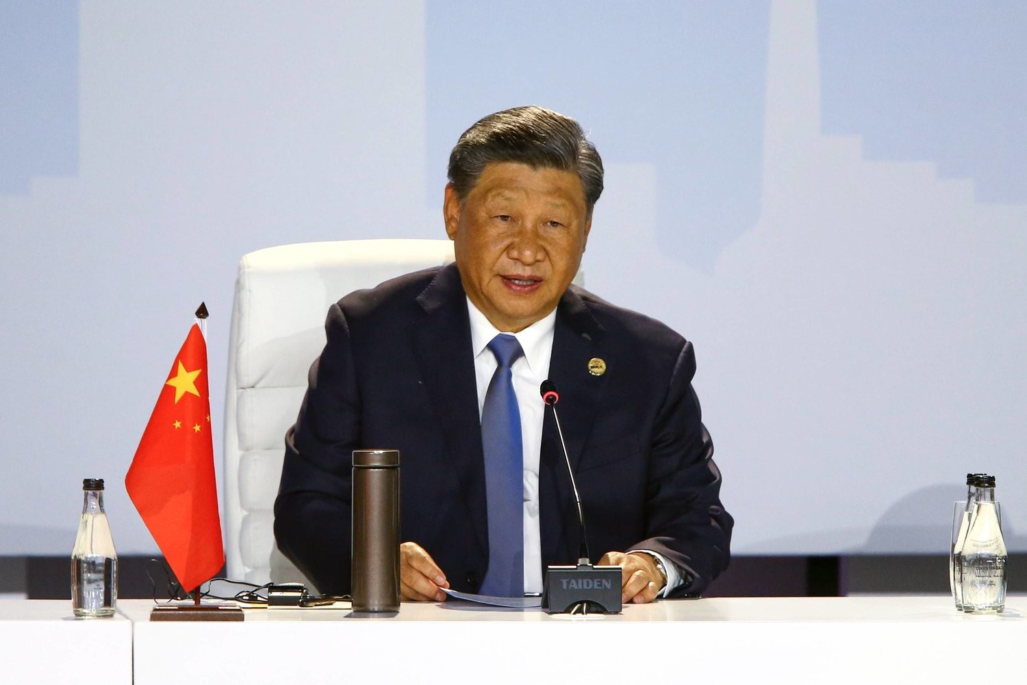 الرئيس الصيني يدعو إلى استعداد قتالي عسكري أقوى