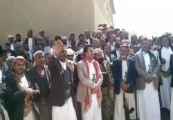شيخ قبلي يحذر جماعة الحوثي من إشعال الصراع نتيجة نهبها الأراضي في عمران