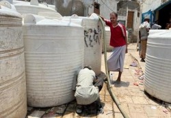 هيومن رايتس: انقطاع الكهرباء والمياه في عدن يهدد الحقوق