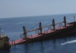 الحكومة تتهم مالك "روبيمار" بالتهاون إزاء انقاذ السفينة قبل غرقها