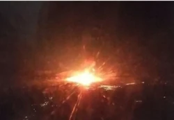 انفجارات قرب مطار أصفهان ومسؤول أمريكي يؤكد بدء هجوم "إسرائيل" على إيران