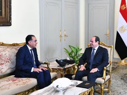 مصر.. السيسي يقبل استقالة الحكومة ويكلف مدبولي بتشكيل حكومة جديدة