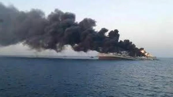 انفجار بالقرب من سفينة تجارية قبالة اليمن