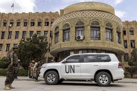 اليمن: الحوثيون يخفون عشرات موظفي "الأمم المتحدة" والمجتمع المدني