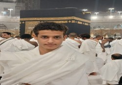 تعز: أبناء شرعب الرونة ينفذون جلسة تضامن مع والد الشهيد الطفل حسين فؤاد نصر