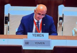 اليمن تدعو لشراكات دولية لمواجهة التلوث البلاستيكي