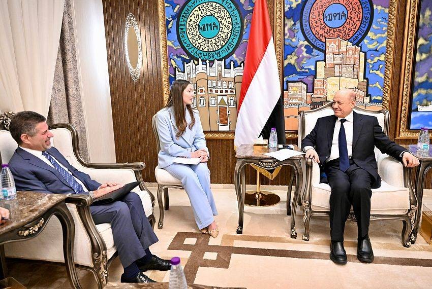 العليمي يبحث مع السفير الأميركي المستجدات ويؤكد على الشراكة الدولية في مواجهة الإرهاب