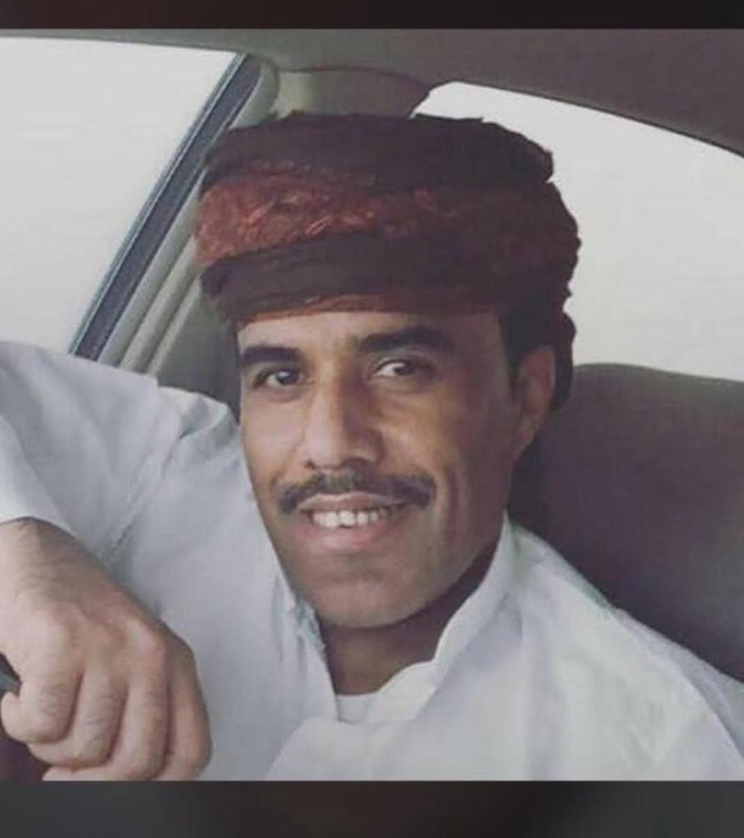 رحيل الفنان المهري محمد مشعجل.. صوت التراث الذي عبر حدود اليمن إلى الجزيرة العربية