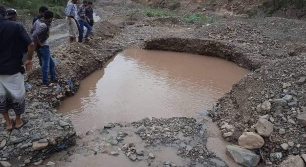 وفاة أربع فتيات نازحات غرقاً أثناء جلب المياه في مأرب