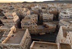 صنعاء: مبانٍ تاريخية تتعرض لأضرار جراء الغارات "الإسرائيلية"