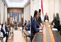 العليمي: مجلس القيادة ماضٍ في استكمال الإصلاحات وترسيخ الشراكة الوطنية