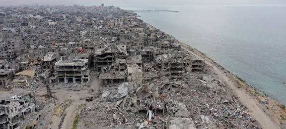غزة: 70 مليون طن من الركام وأكثر من 20 ألف قذيفة غير منفجرة
