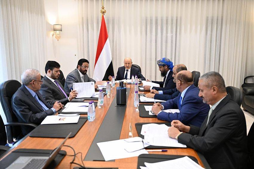 مجلس القيادة الرئاسي يقر إجراءات جديدة لدعم مسار الإصلاحات الشاملة
