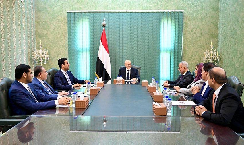 العليمي: ماضون في الإصلاحات وتوحيد الصف الجمهوري لاستعادة مؤسسات الدولة