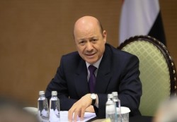العليمي يقود مشاورات في الرياض حول أولويات الإصلاح والتعافي ومكافحة الإرهاب