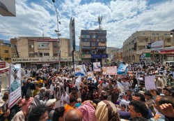 تعز: استمرار الحراك الشعبي للمطالبة بوقف الانفلات الأمني