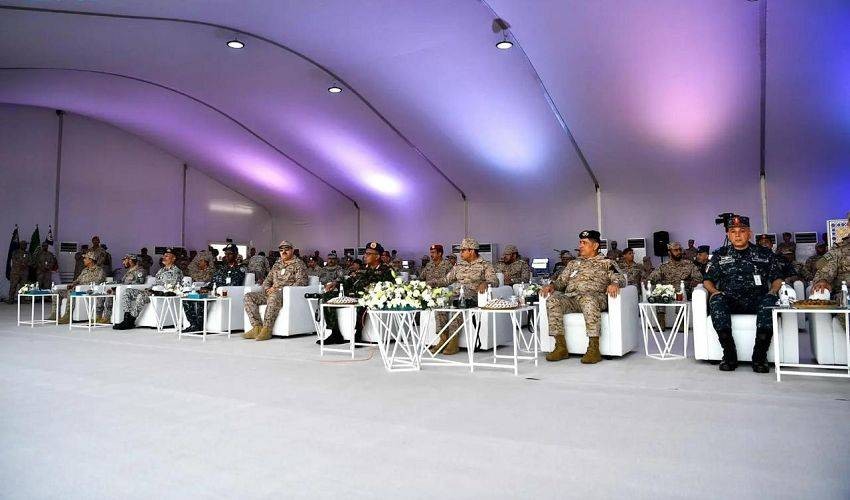 اختتام مناورات التمرين البحري المختلط بمشاركة اليمن