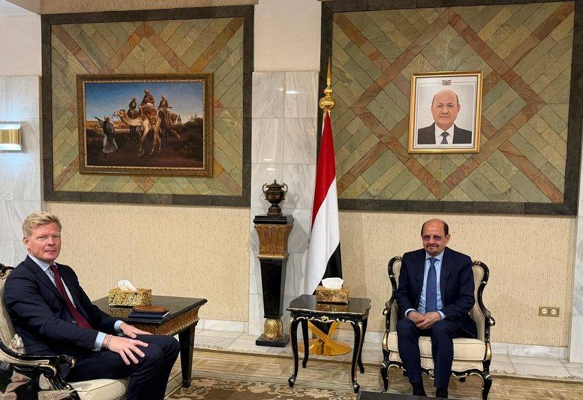 وزير الخارجية يبحث مع المبعوث الأممي مستجدات جهود إحلال السلام في اليمن