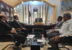 الأغبري يترأس اجتماعًا في عدن لمناقشة أولويات الإصلاحات الاقتصادية للسلطات المحلية