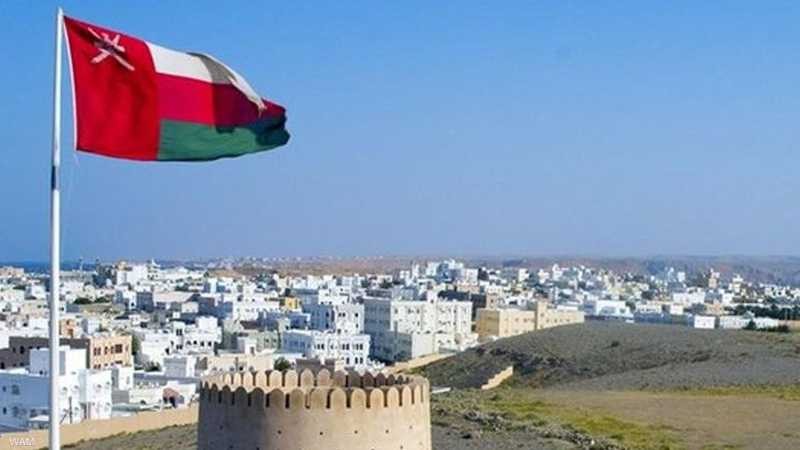 عُمان تحذّر من التصعيد في المهرة وحضرموت وتدعو إلى مسار سياسي شامل