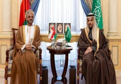وزيرا خارجية السعودية وعُمان يناقشان تطورات الوضع اليمني