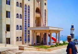 مصدر رئاسي: مشاورات في عدن لاحتواء الإجراءات الأحادية بالمحافظات الشرقية