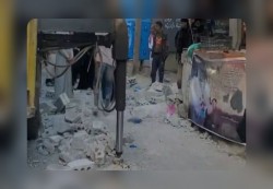 إب: وفاة طفلتين وإصابة ثالثة إثر سقوط حمولة بناء في شارع مأهول