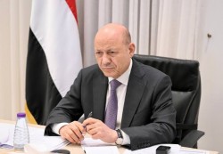 العليمي يدعو التحالف لدعم التهدئة ووقف التصعيد في حضرموت والمهرة