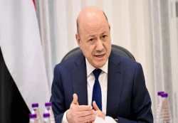 العليمي يحذّر من التصعيد ويدعو للاصطفاف خلف الدولة في حضرموت والمهرة