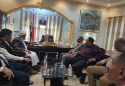 الوزير الأغبري يبحث مشروع موازنة السلطة المحلية بمحافظة المهرة لعام 2026