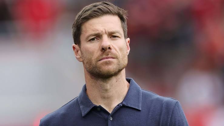 ريال مدريد يقيل تشابي إثر السقوط في نهائي السوبر الإسباني