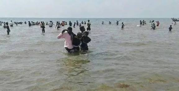 شبوة: وصول 170 مهاجرًا أفريقيًا إلى ساحل عرقة بمديرية رضوم