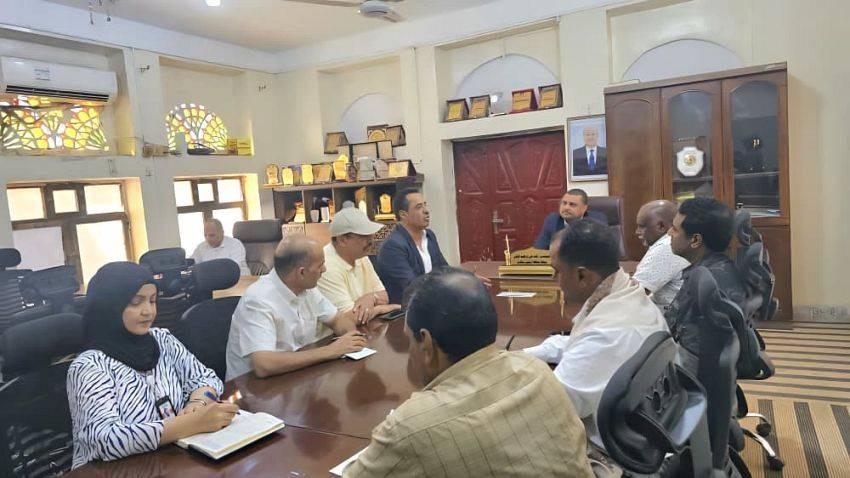 سقطرى: اللجنة الوطنية للتحقيق تعاين سجن حديبو وتناقش أوضاع الحقوق والخدمات