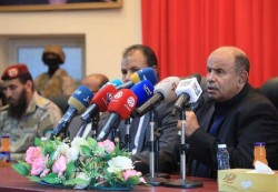 الخنبشي يعلن قرب استئناف مطارات حضرموت وتطبيع الأوضاع