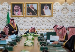 الوزراء السعودي يؤكد دعم إنهاء الأزمة اليمنية ووحدة سوريا