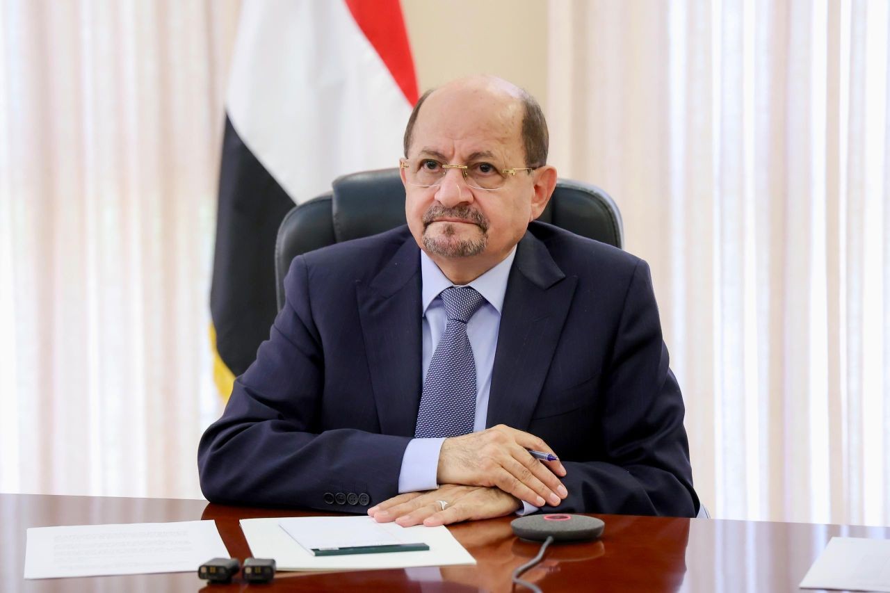 الزنداني يؤكد أمام شركاء اليمن مضي الحكومة في إعادة ترتيب الوضع السياسي والعسكري