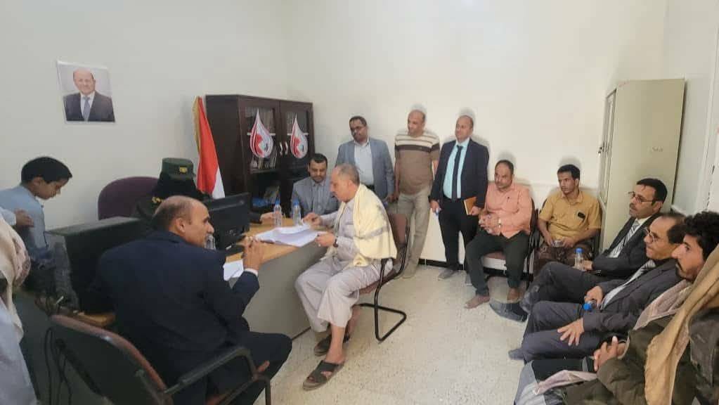 لجنة التحقيق الوطنية تعاين أوضاع 347 نزيلاً في السجن المركزي بمأرب