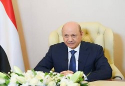 العليمي يثمّن دعم الرياض ويؤكد أولوية استعادة الاستقرار المالي