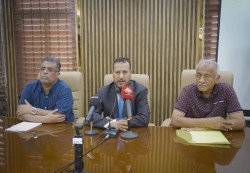 محافظ عدن: لا تراجع عن نقل المعسكرات ولا تسامح مع اقتحام مؤسسات الدولة
