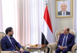 الزنداني يستعرض أولويات الحكومة خلال لقائه القائم بأعمال السفير الأمريكي