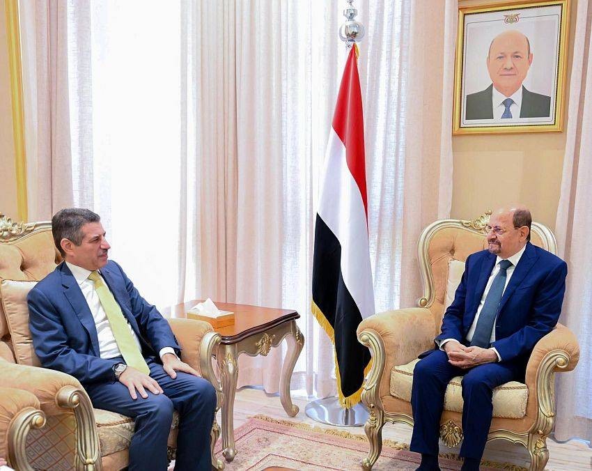 الزنداني يبحث مع السفير الأمريكي تعزيز الشراكة ودعم الاستقرار في اليمن