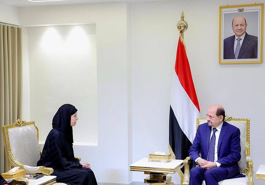 الحكومة والصليب الأحمر يناقشان في عدن تسريع تنفيذ اتفاق تبادل الأسرى