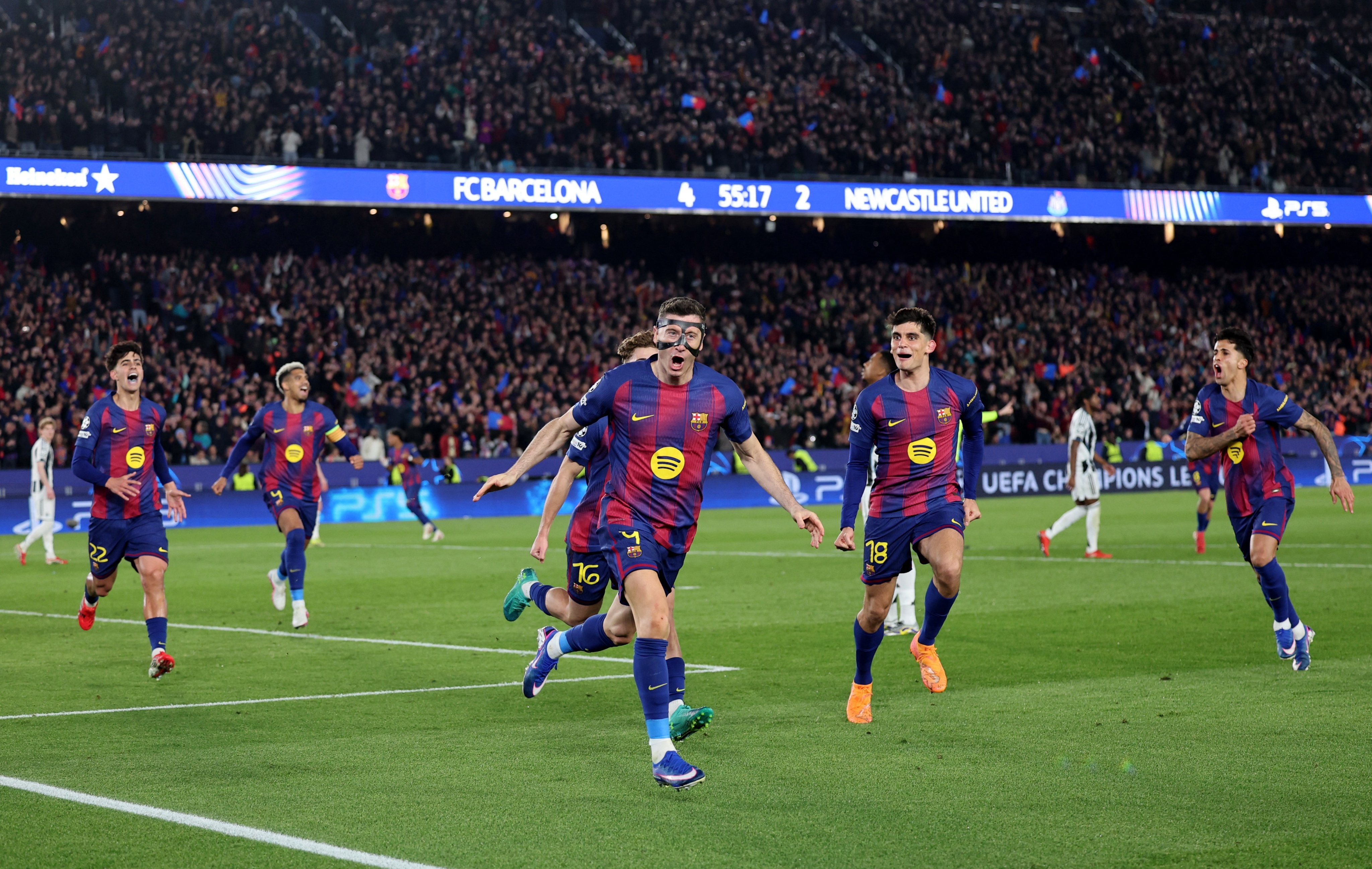 برشلونة يكتسح نيوكاسل بسباعية ويعبر بثقة إلى ربع نهائي دوري الأبطال