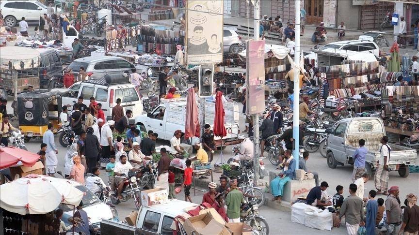 موجة غلاء جديدة.. حرب إيران تضيق الخناق على اليمنيين